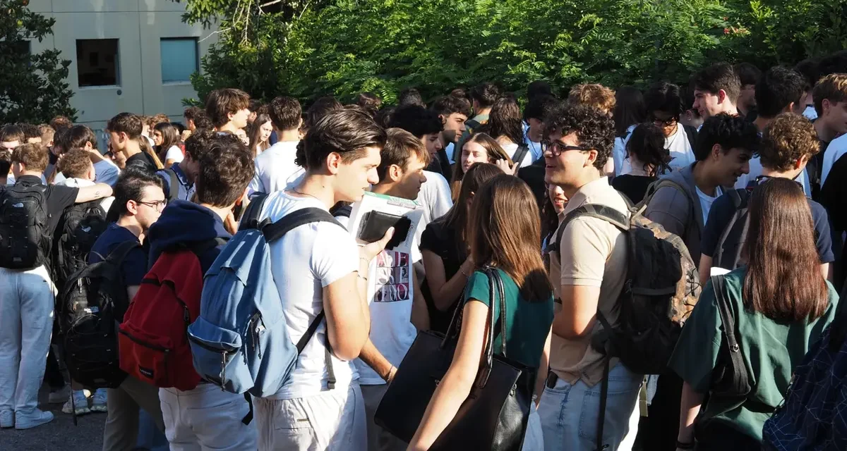 RIPARTE LA SCUOLA: I MESSAGGI DEL VESCOVO ADRIANO AGLI STUDENTI