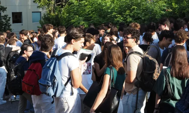 RIPARTE LA SCUOLA: I MESSAGGI DEL VESCOVO ADRIANO AGLI STUDENTI