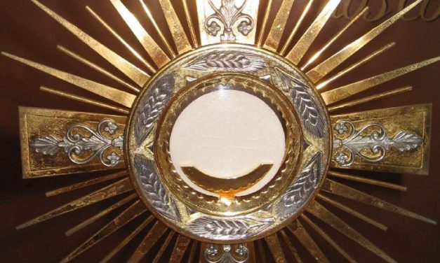CORPUS DOMINI: PROCESSIONE CON IL VESCOVO